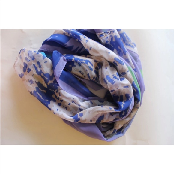 NWT Cynthia Rowley Women Scarf Tie Dye Violet Blue White Winter Beautiful - Picture 4 of 8